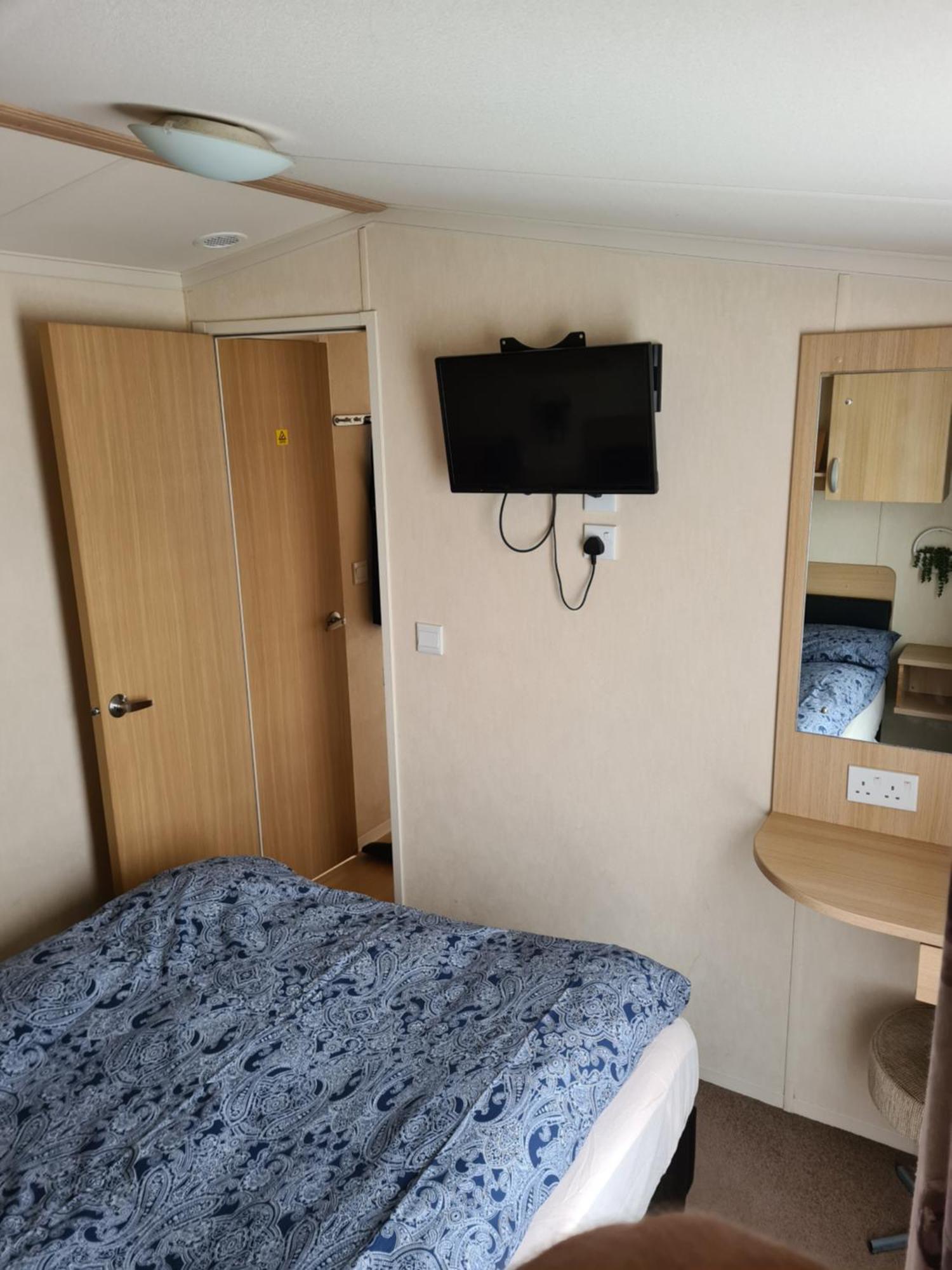 127Cs Hoburne Naish Holiday Park Highcliffe Exteriör bild